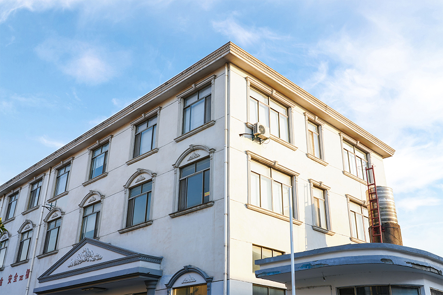 Buitenkant van de fabriek